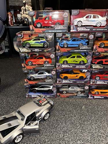 Jada toys diecast cars - 1:24,