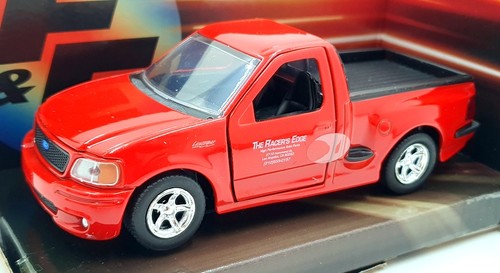 Jada scale diecast 98320 - scale,