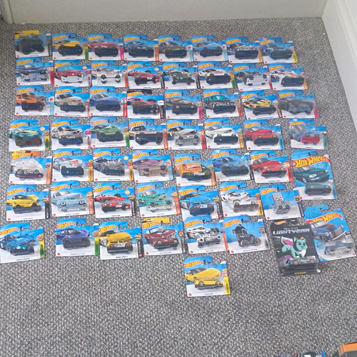 Hot wheels bundle - hot,