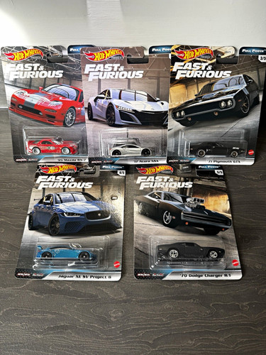 Hot wheels premium - premium, &